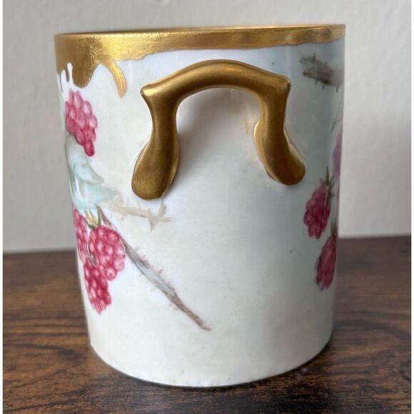 Vintage 1965 Handpainted With Gold Trim Porcelain raspberry planter - Picture 2 of 7